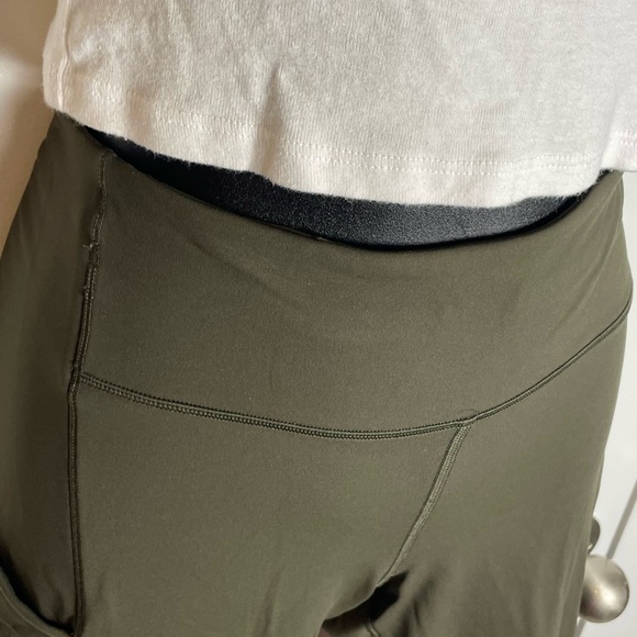 Lululemon - Picture 5 of 7